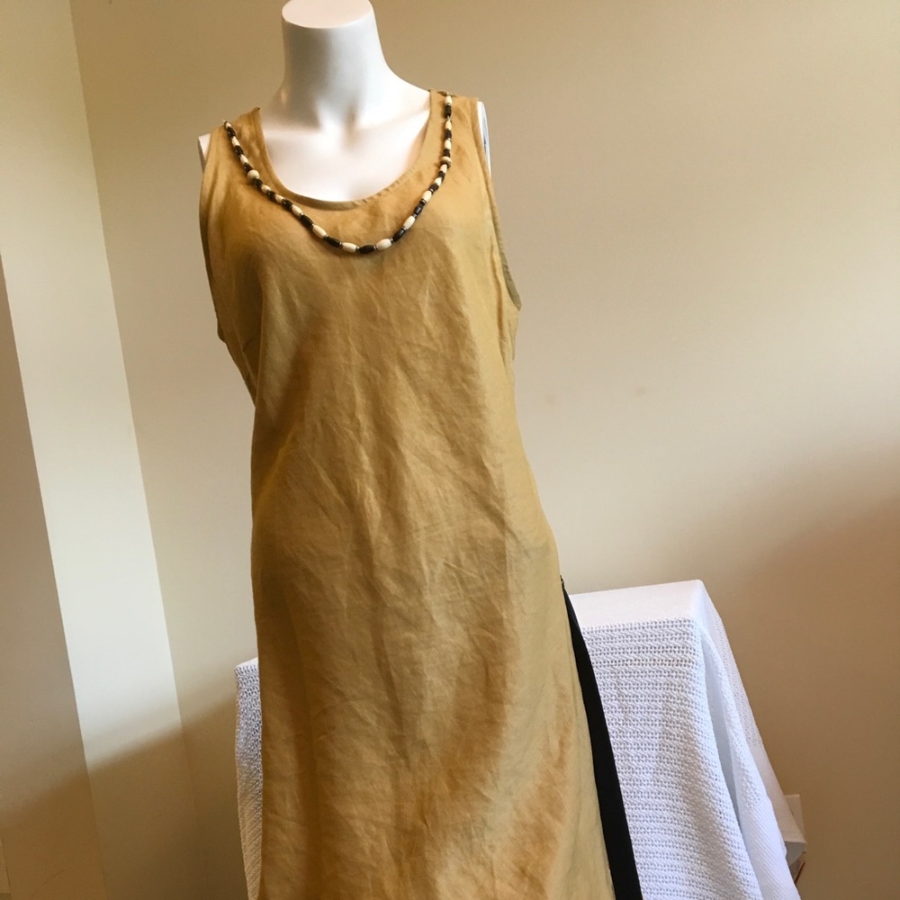 Simple flowy Summer dress by Zara